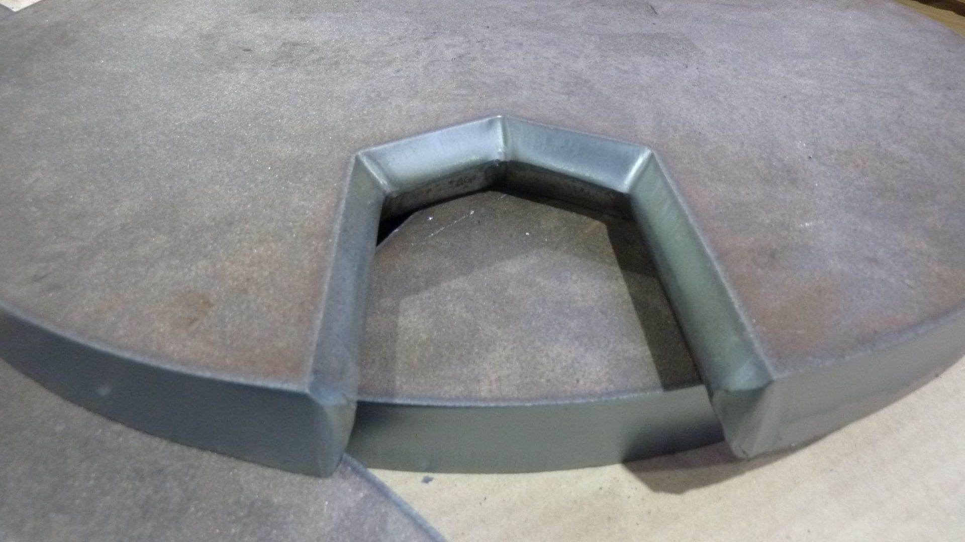 Plasma cutting – application example.